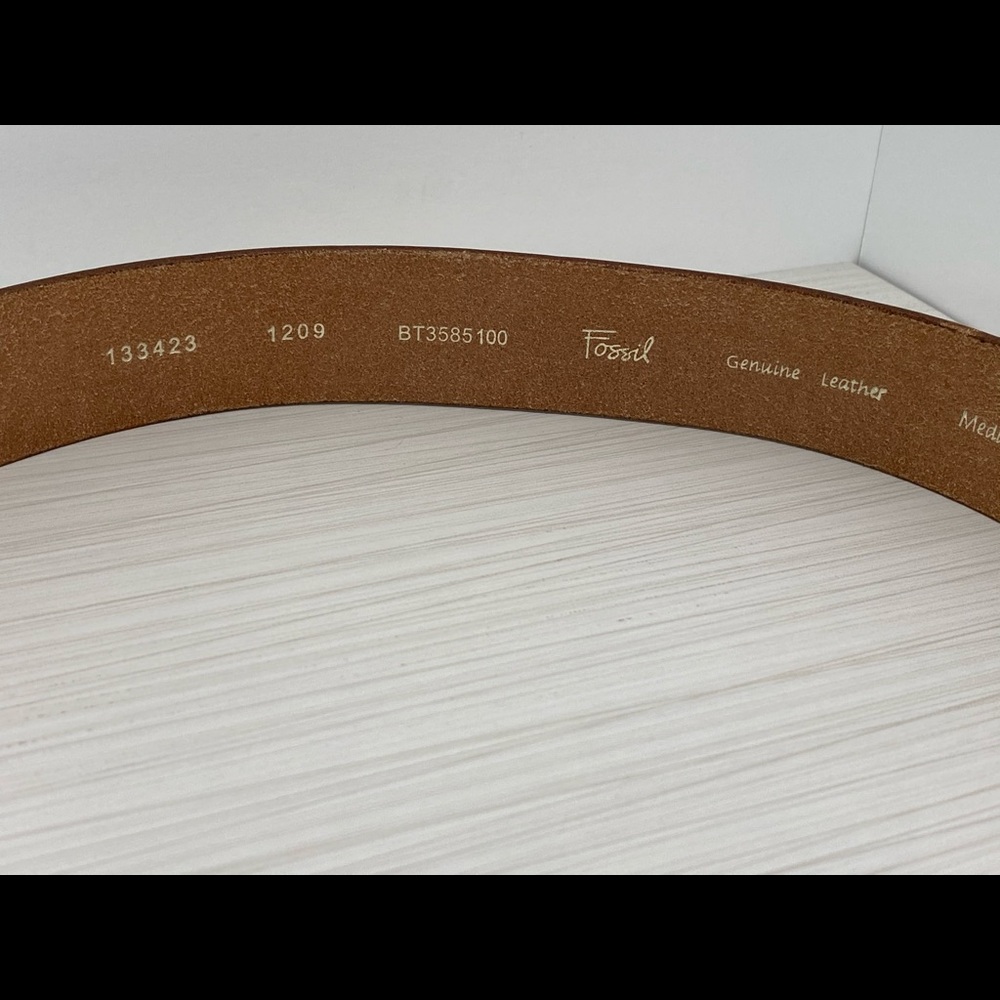 🌹 Fossil Vintage 2 Tone Flrl Plaque White Belt - Picture 5 of 13